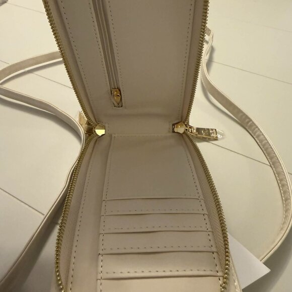 Pretty Simple NWT Cream Crossbody Wallet Bag | Built-In Card Slots | $52 - Picture 5 of 8